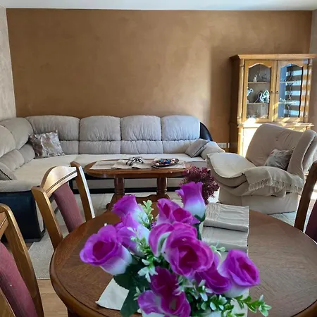 Nani Apartment *