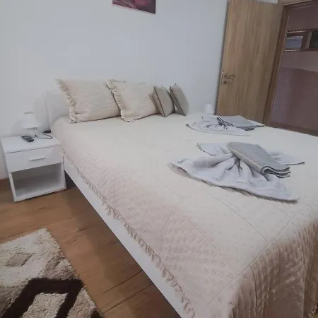 Nani Bihac
